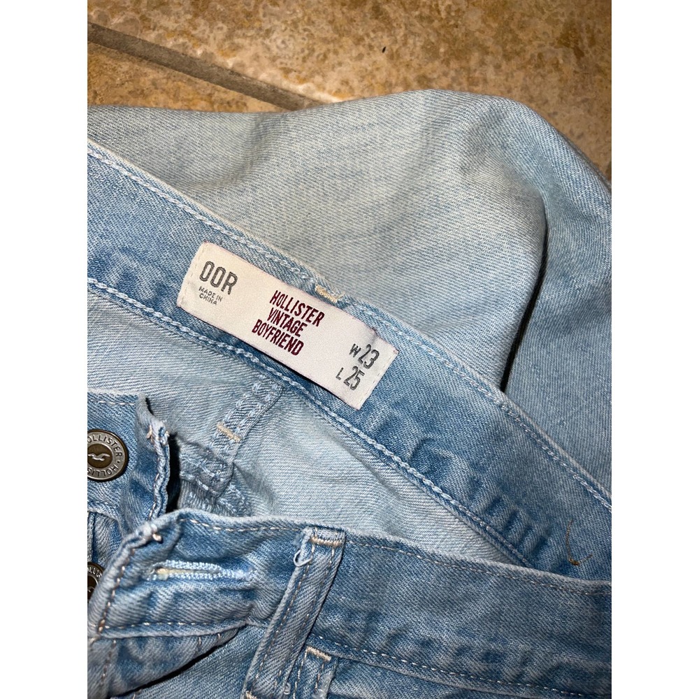 Hollister Vintage Boyfriend Jeans Size 23 - Picture 3 of 3